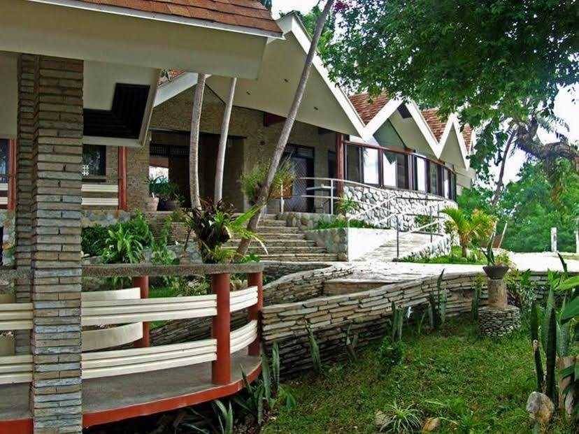 Utopia Resort & Spa Puerto Galera Kültér fotó
