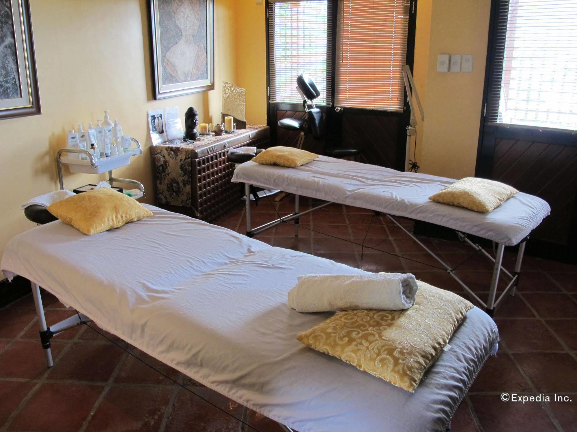 Utopia Resort & Spa Puerto Galera Kültér fotó