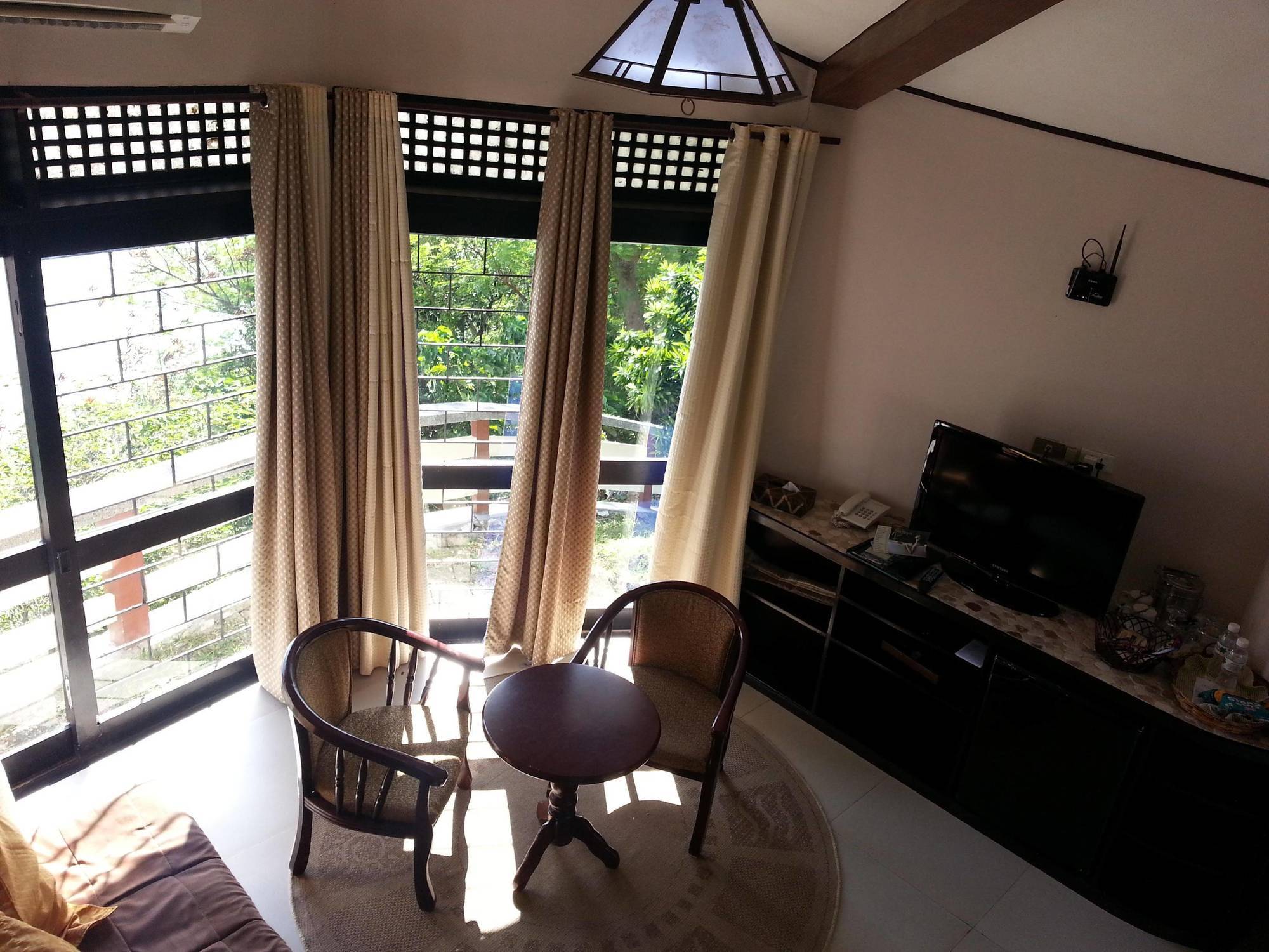 Utopia Resort & Spa Puerto Galera Kültér fotó
