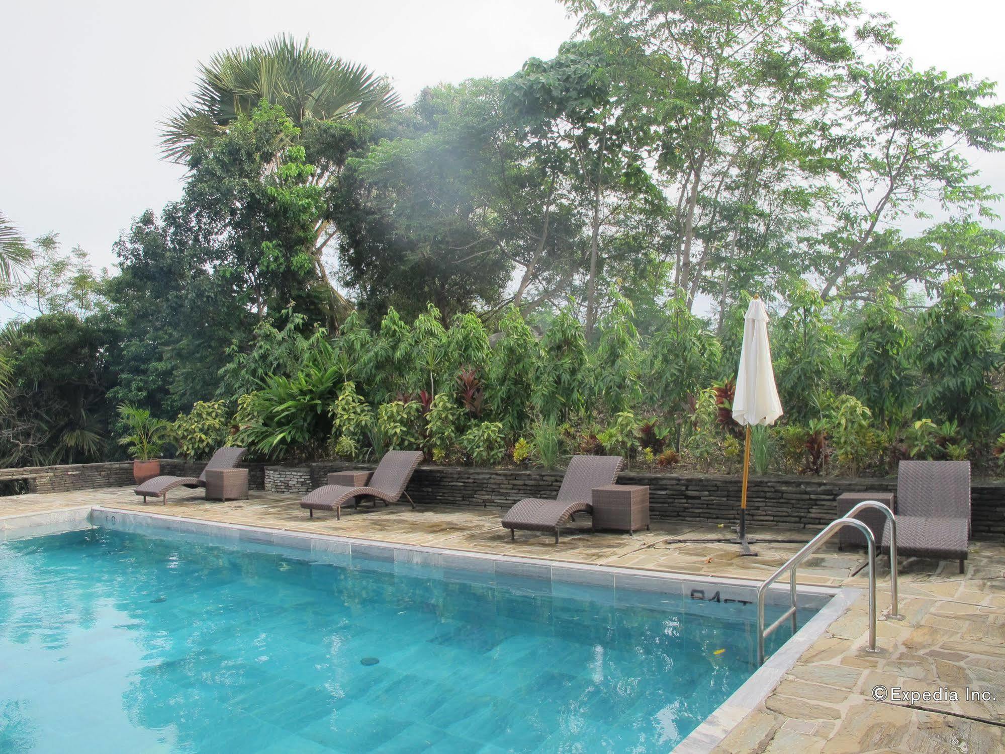 Utopia Resort & Spa Puerto Galera Kültér fotó