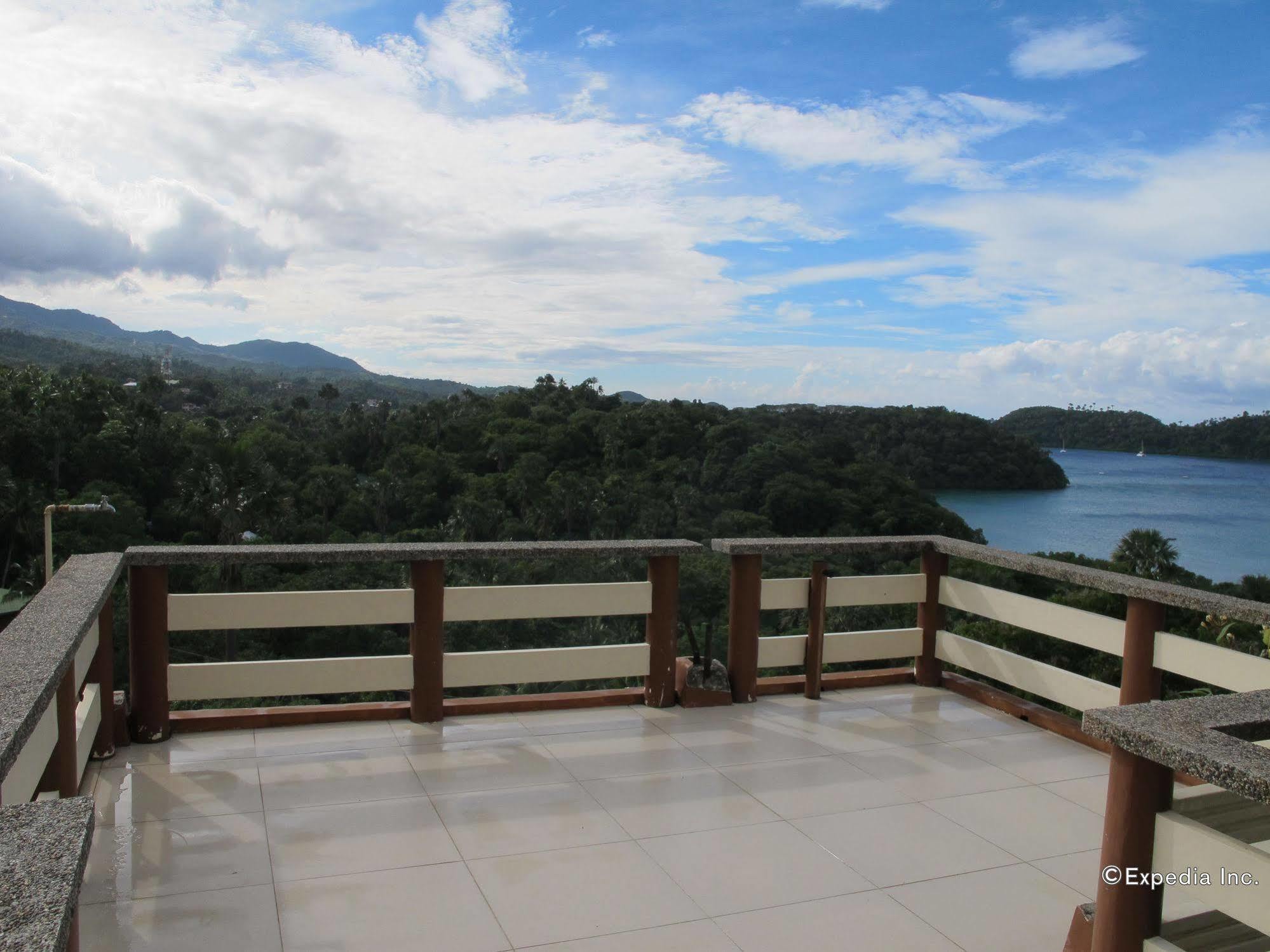 Utopia Resort & Spa Puerto Galera Kültér fotó